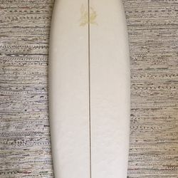 Fish surfboard 