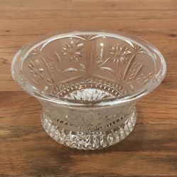 Vintage Lausitzer Etched 24 Percent Lead Crystal Glass Frosted Candy Dish