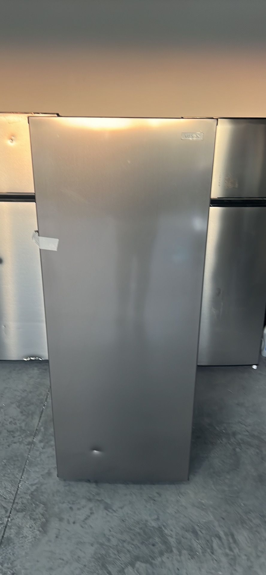 Vissanni Convertible Freezer Or Refrigerator 