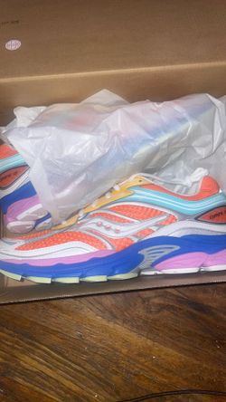 saucony
