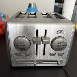 Stainless Steel 4-Slice Toaster
