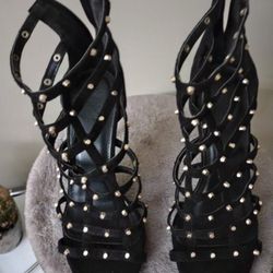 Black heels with gold studs