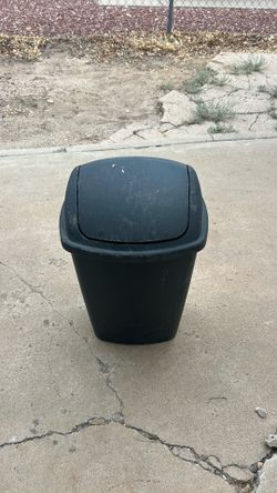 Small trash can