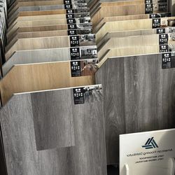 Vinyl Floor & Laminate / Pisos $1.39 