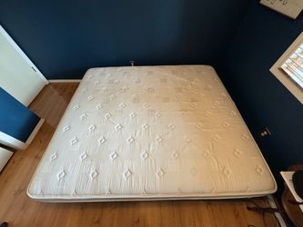 King Mattress w/ frame