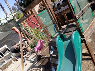 Swing set