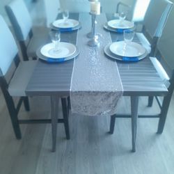 Metal Sturdy Dining Table For Sale With Four Chairs