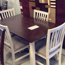 Brand New Dining Table Small Size For A Perfect Apartment 47 Inches Times 30 Inches Free Delivery