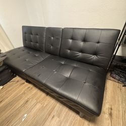 BLACK FUTON GOOD CONDITION ‼️