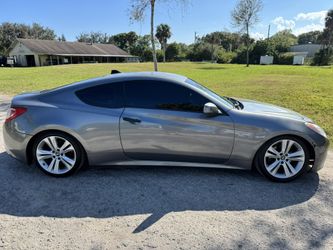 2011 Hyundai Genesis Coupe