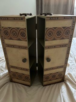 Very solid jewelry, makeup box