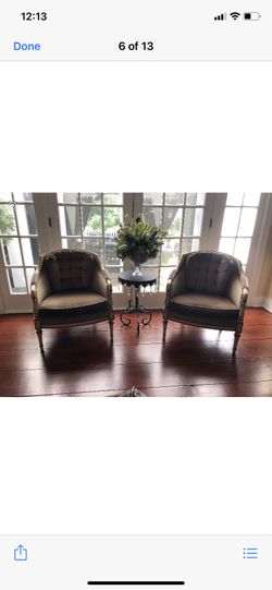 2 Beautiful  Coco Brown Chairs W/solid Wood Trim, Speckled Beige .