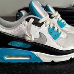 Nike Shoes 