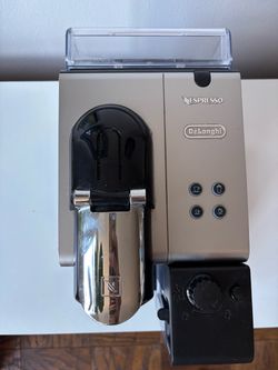 Nespresso Lattissima Plus by DeLonghi, Silver