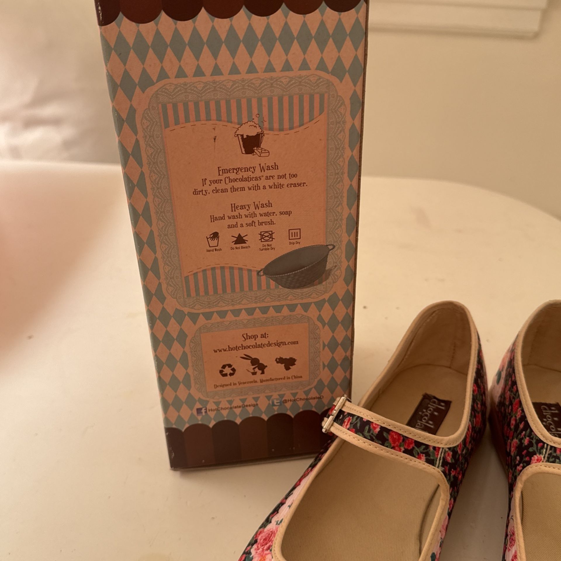 Hot Chocolate Designs Chocolaticas Shoes Size