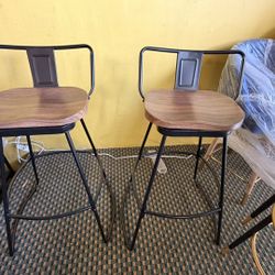  30" Bar Stools Set of 2 Swivel Counter Height Stools with Backrests Indurstrial Metal Bar Stools
