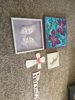 Girls wall decor