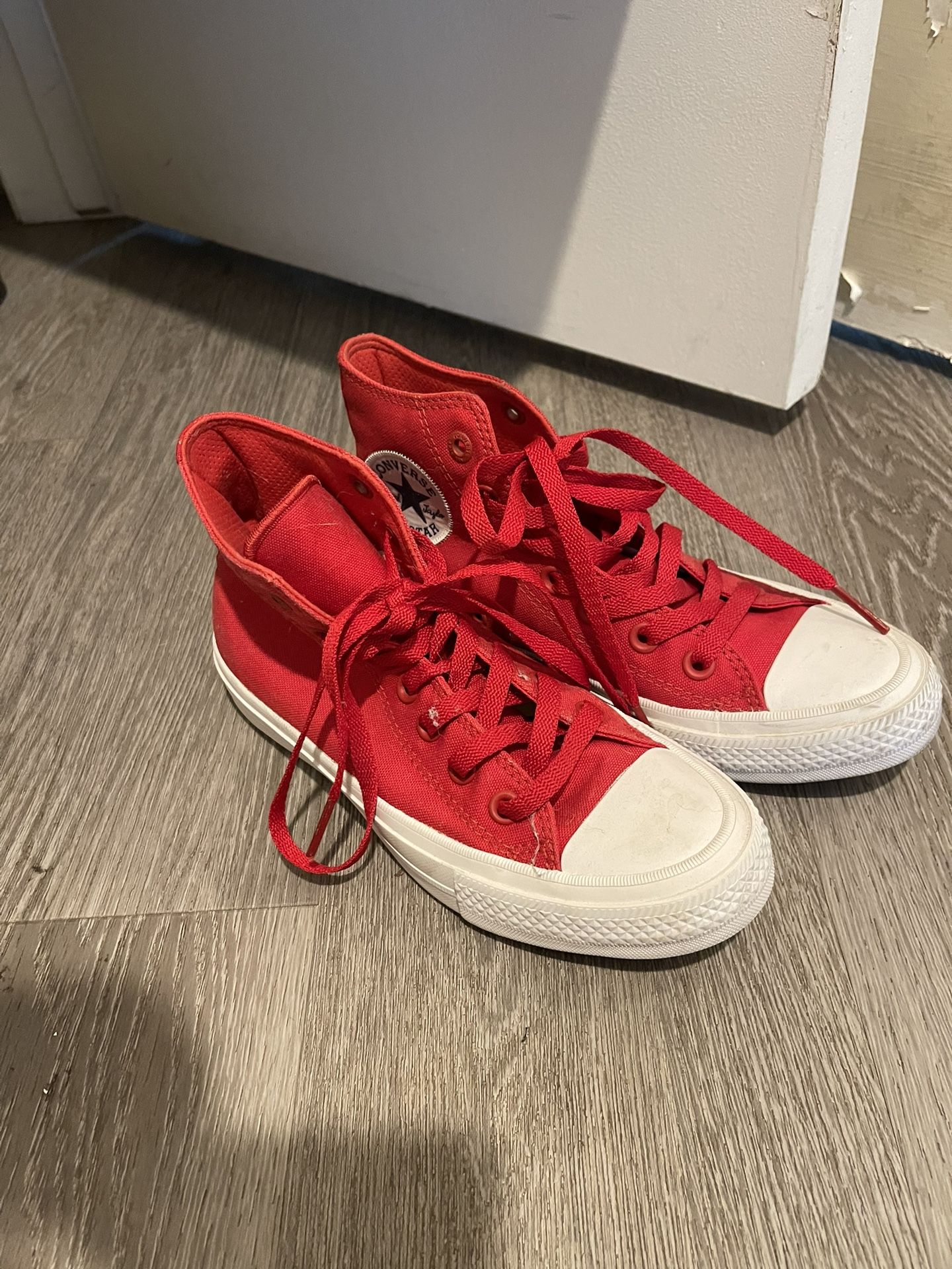 Red High Too Converse