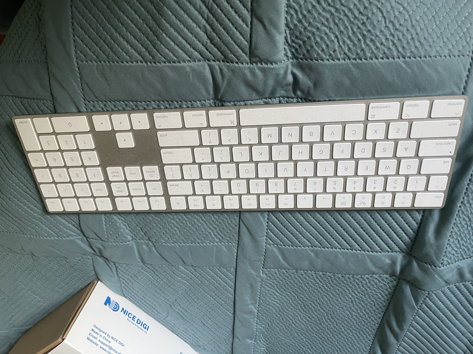 Apple Magic Keyboard