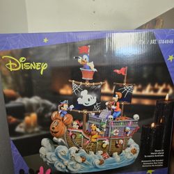 DISNEY Pirate Ship