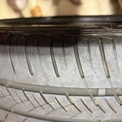 Westlake Lo Pro Tire 235/40ZR19