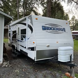 2008 Forest river Shockwave