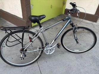 Northrock SC7 Hybrid Bike with Rear Rack