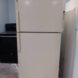 GE Fridge 