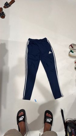 Men’s Adidas joggers size small