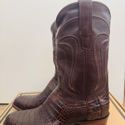 The Dillon Tecovas Mahogany Caiman men’s 11D