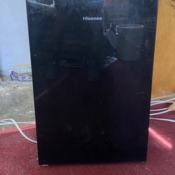 Mini Fridge 