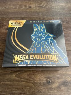 Pokemon mega evolution pokemon center etb Lucario