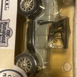 VINTAGE ERTL 1918 OPEN CAB BANK - MADE IN USA -Limited Edition