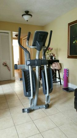 ProForm 500 LE elliptical for Sale in Boynton Beach FL OfferUp