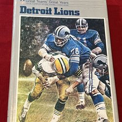 Detroit Lions NFL Football Book !