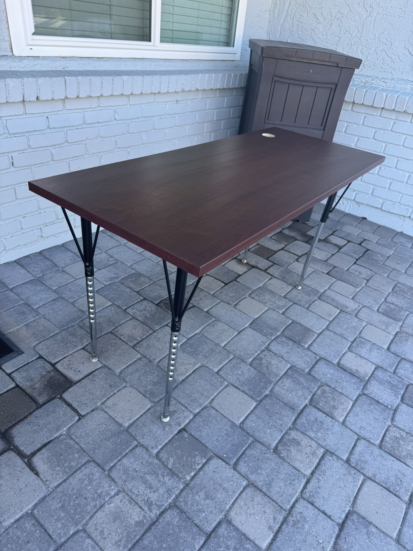 Home Office Desk With Adjustable Legs 