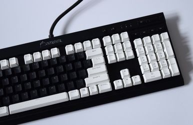 Corsair K95 PLATINUM keyboard