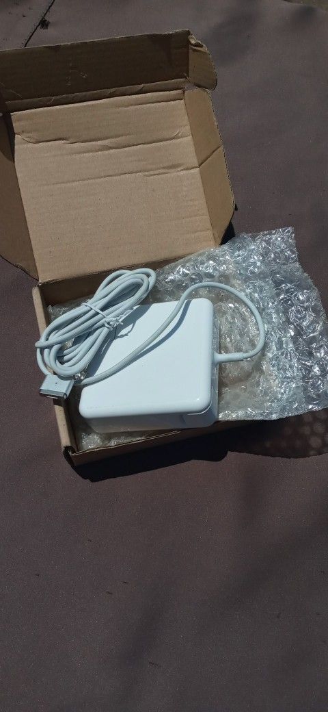 MacBook Air Charger