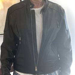 LEATHER JACKET   WILL REDUCE PRICE DAILY 