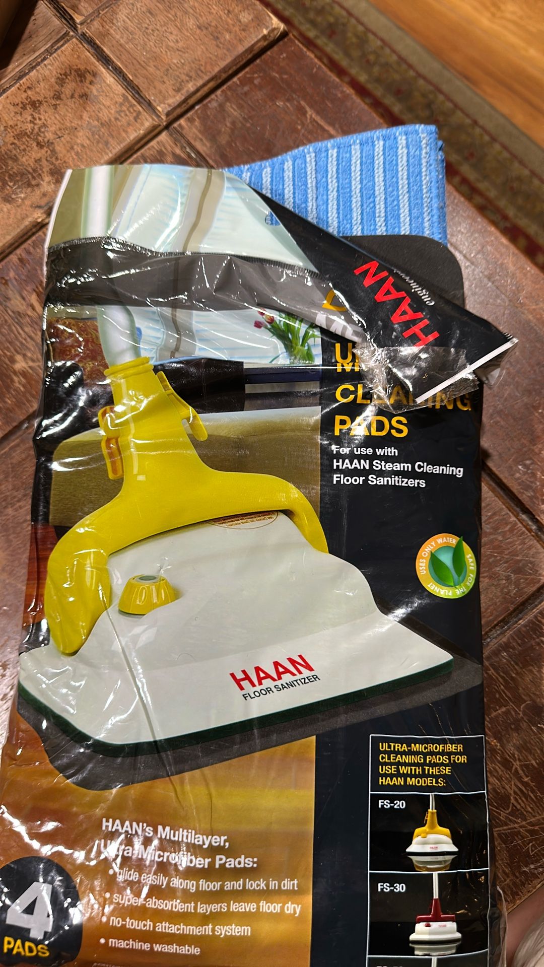HAAN HS-E2010Y Steam Cleaning Floor Sanitizer