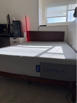 Casper Element Full Size Mattress w/Hermes Contemporary Bed Frame