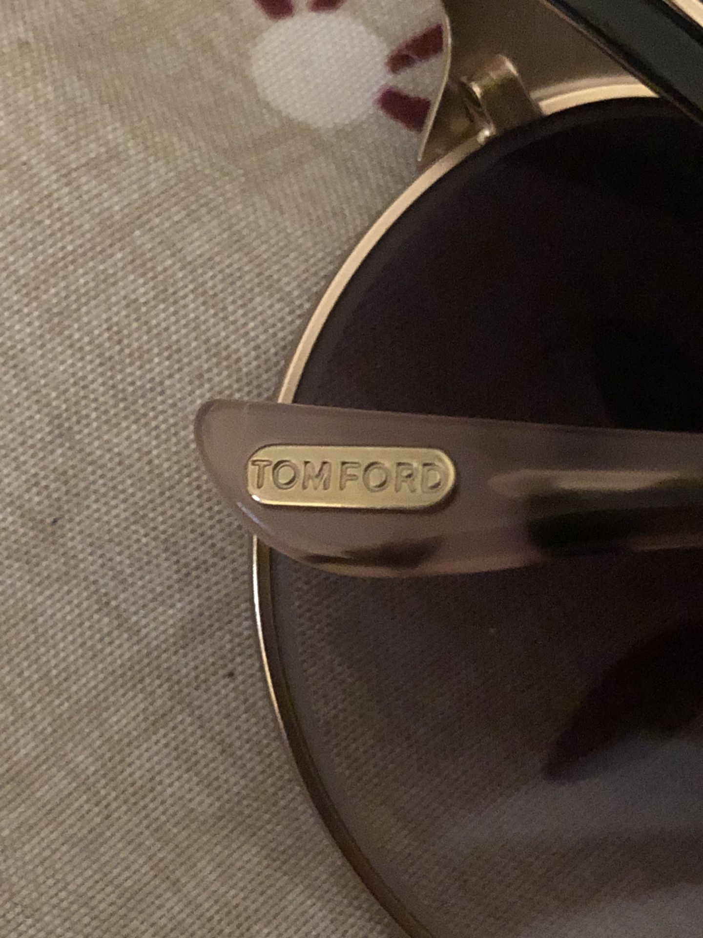 TOM FORD