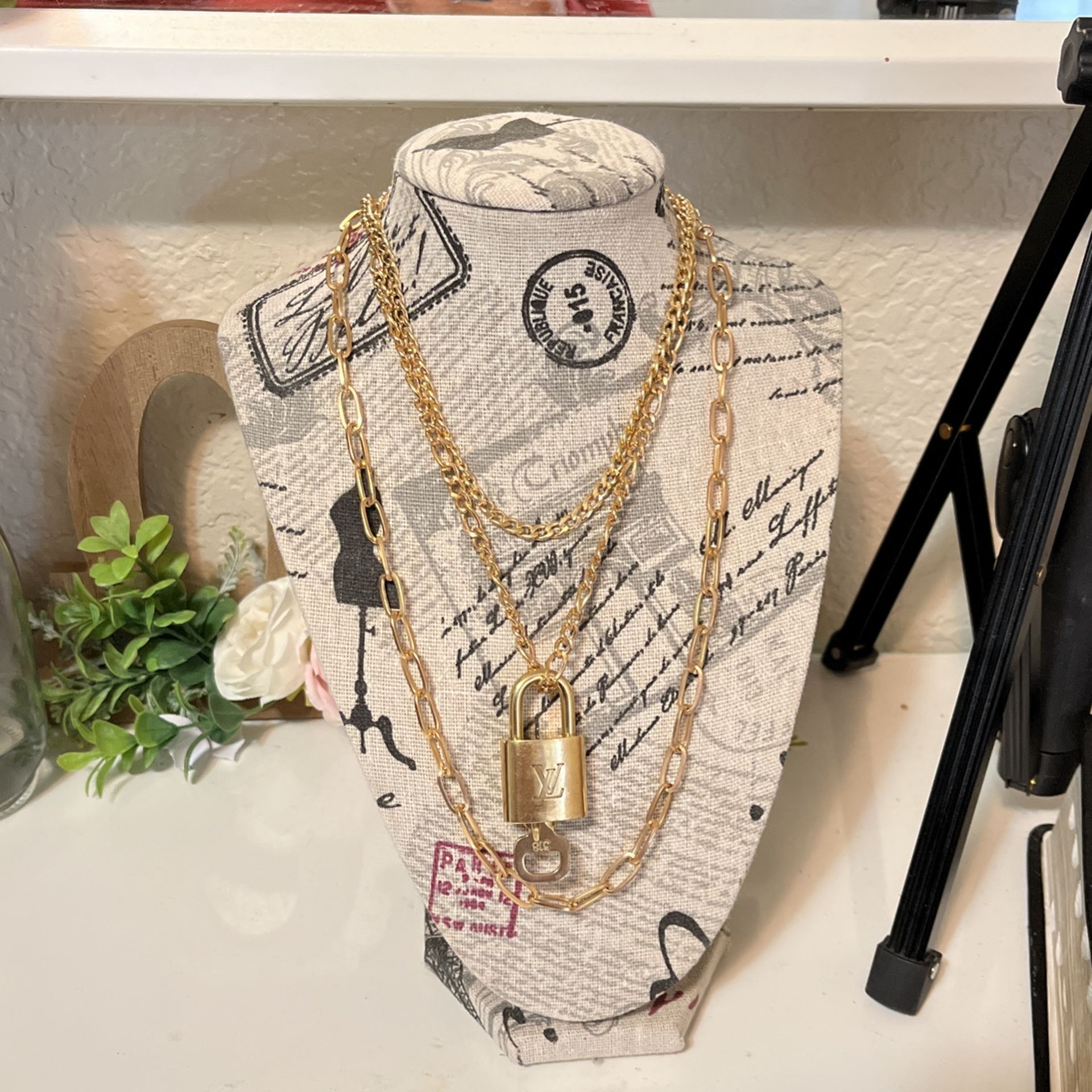 Authentic Louis Vuitton lock With Key