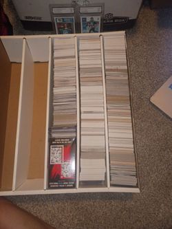 Thousands of Baseball Cards