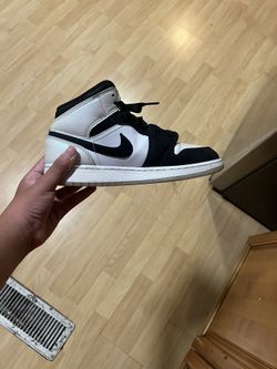 Jordan 1 Mid Diamond (Size 7)