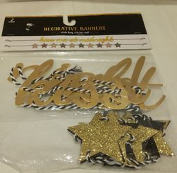 KISS ME AT MIDNIGHT BANNER WITH STARS ( BLACK & GOLD )