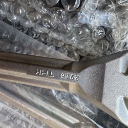 2012-2017 Toyota Prius V Front Stabilizer Link Set