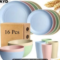 Plastic Dish Set 16 Pc