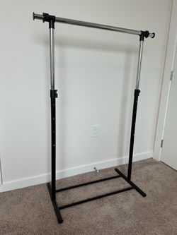 Garment Rack Adjustable Height and Width, Metal Clothes Rack, Heavy-Duty Organizer, Chrome