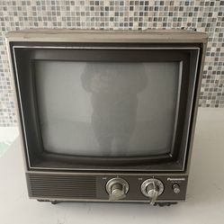 Old School Panasonic Tv 